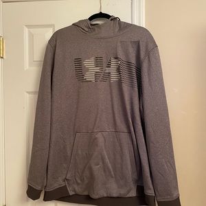 Men’s Under Armour sweatshirt